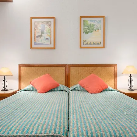Hotel Muthu Oura 4*