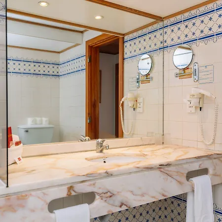 Hotel Muthu Oura