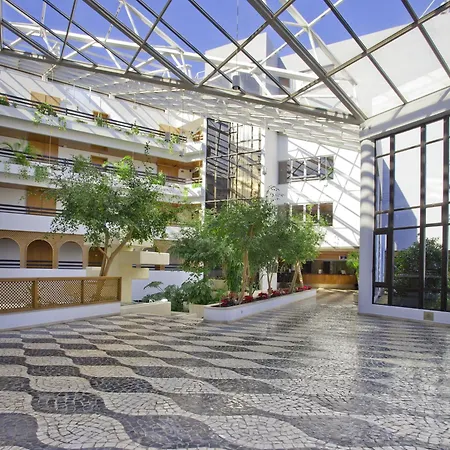 Hotel Muthu Oura