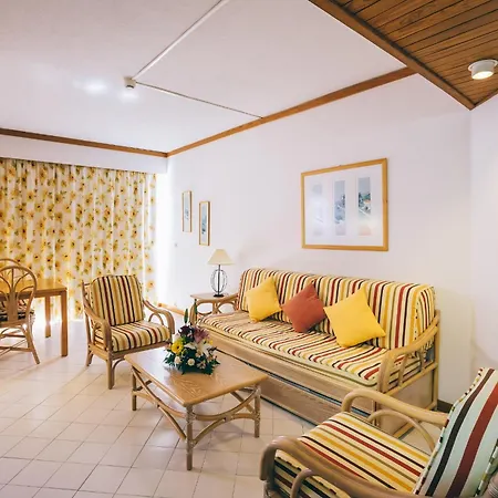 Hotel Muthu Oura 4*